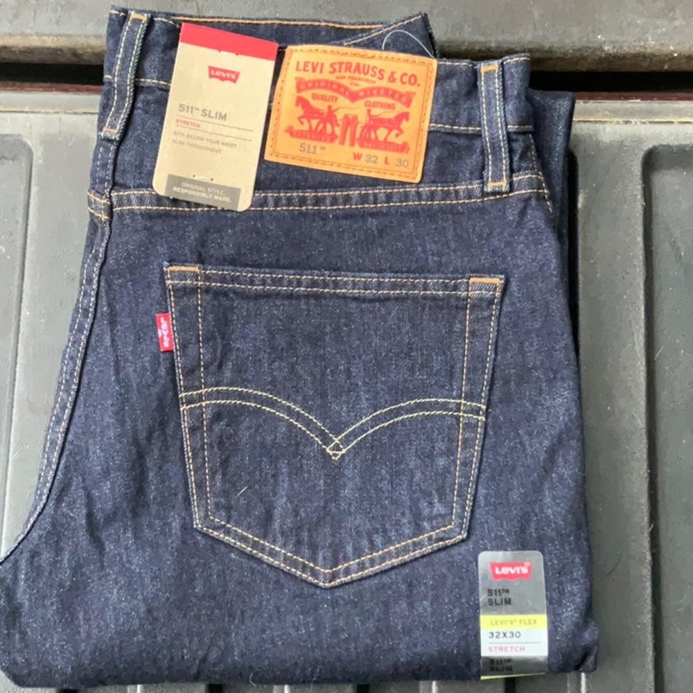 Levi's Men's Slim Fit Jeans - Dark Blue size 32x30 style 511